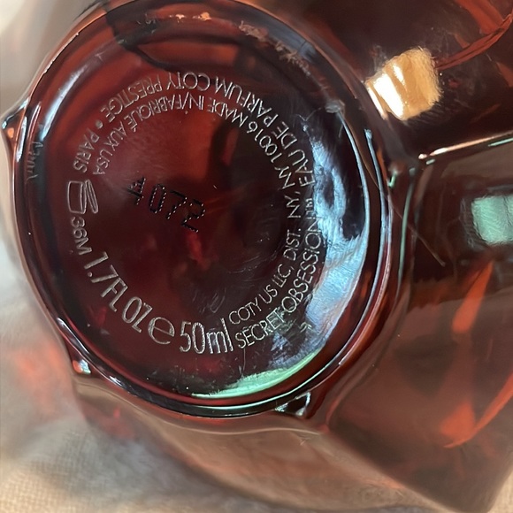 Calvin Klein Secret Obsession Eau De Parfum - Picture 5 of 7